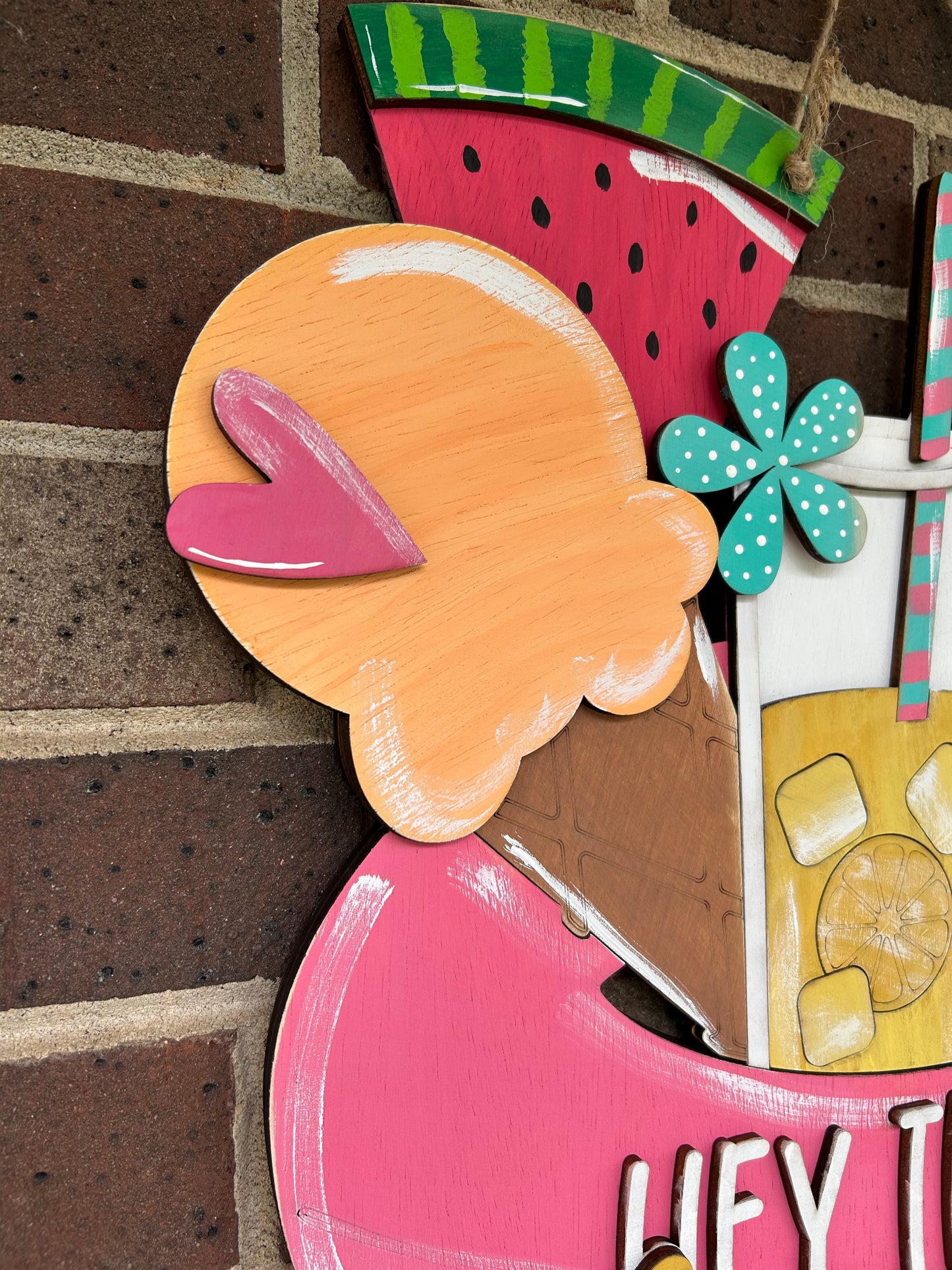 Flamingo “Hey There” Summer Door Hanger