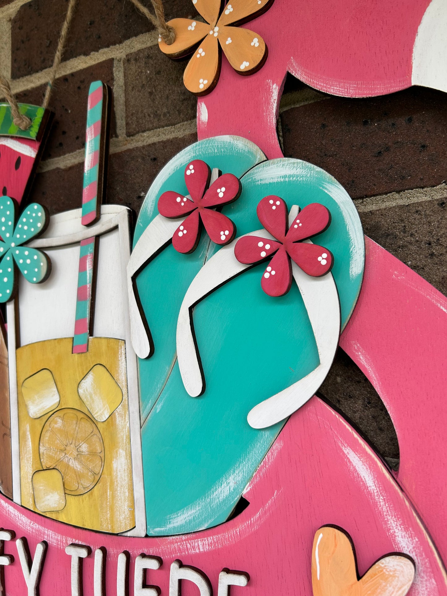 Flamingo “Hey There” Summer Door Hanger